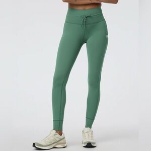 NWT VUORI Daily leggings - Small